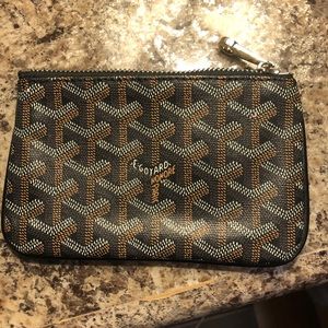 Goyard  black, brown zíper wallet . I